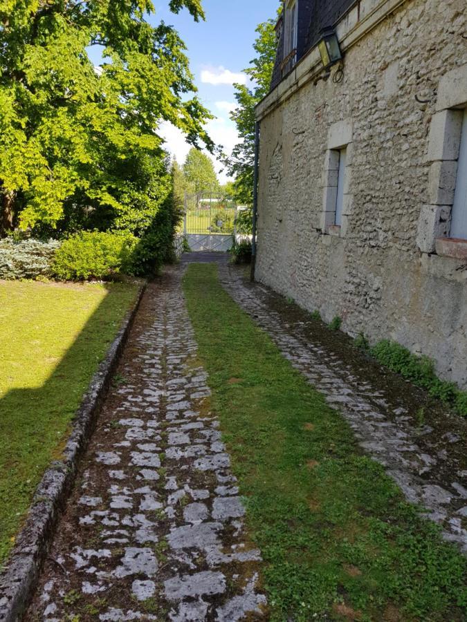 Le Cloitre Saint-Liphard Acomodação com café da manhã Meung-sur-Loire Exterior foto